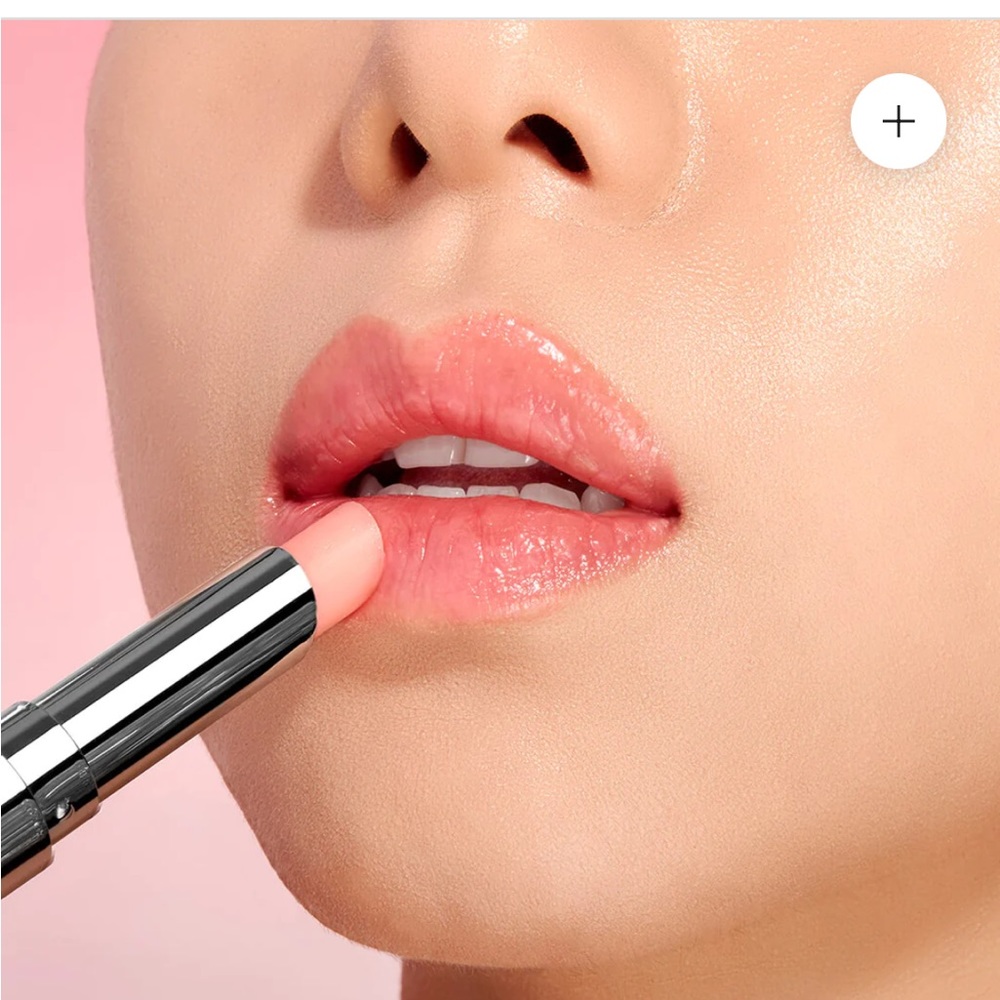 Sigma Moisturizing Daytime Lip Balm